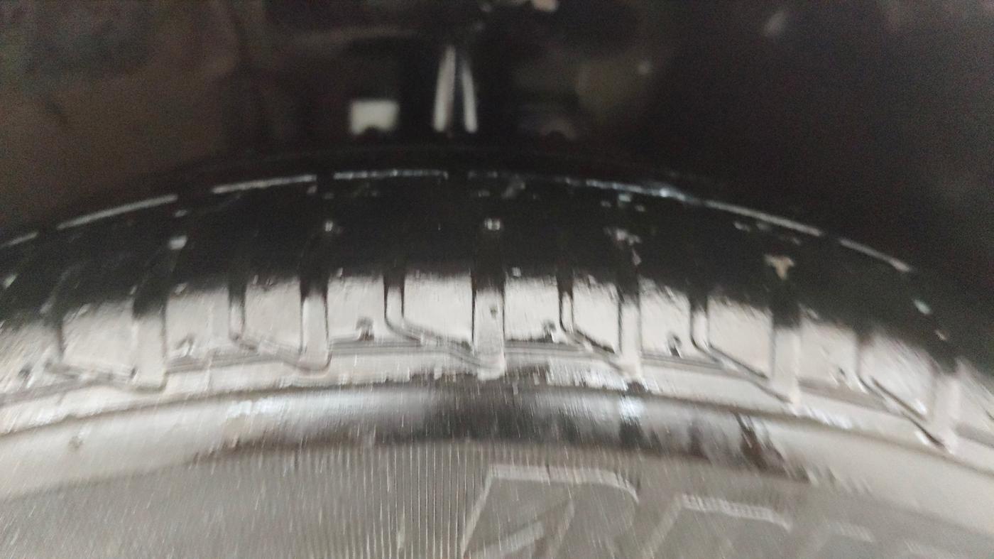 2015 Volkswagen Polo GT TSI AT, Petrol, Automatic, 1,15,176 km, Right Front Tyre Tread