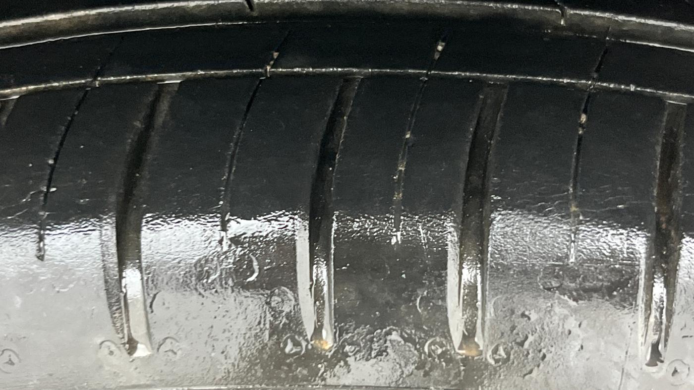 2021 MG HECTOR SHARP 1.5 DCT PETROL, Petrol, Automatic, 39,739 km, Left Rear Tyre Tread