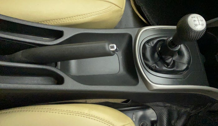 2016 Honda City 1.5L I-VTEC SV, Petrol, Manual, 87,292 km, Gear Lever
