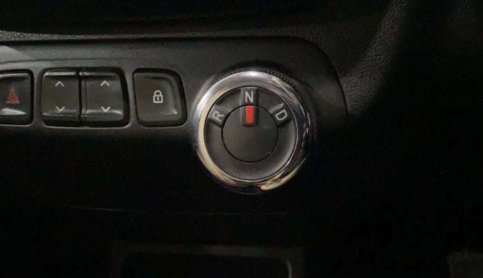 2018 Renault Kwid RXT 1.0 AMT (O), Petrol, Automatic, 14,764 km, Gear Lever