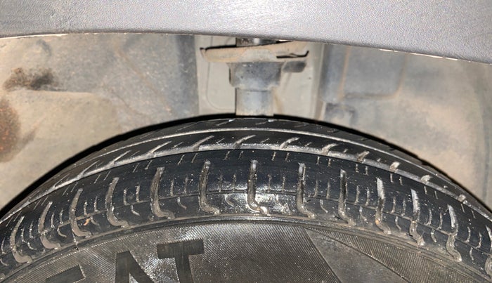 2018 Renault Kwid RXT 1.0 AMT (O), Petrol, Automatic, 14,764 km, Right Front Tyre Tread