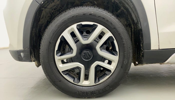 2018 Maruti Vitara Brezza VDI, Diesel, Manual, 99,561 km, Left Front Wheel