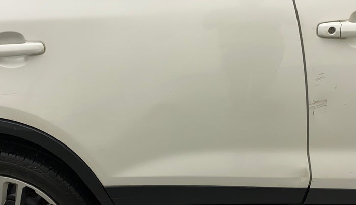 2018 Maruti Vitara Brezza VDI, Diesel, Manual, 99,561 km, Right rear door - Slightly dented