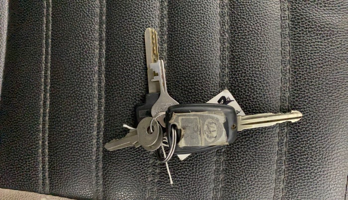 2016 Hyundai Grand i10 SPORTZ 1.2 KAPPA VTVT, Petrol, Manual, 76,656 km, Key Close Up