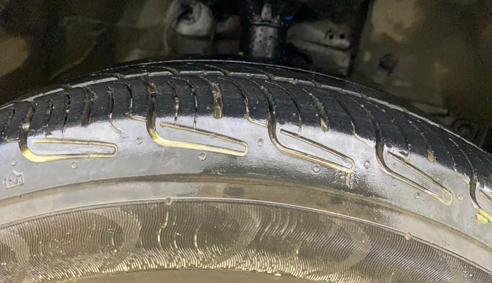 2013 Honda Amaze 1.2L I-VTEC S AT, Petrol, Automatic, 98,015 km, Right Front Tyre Tread