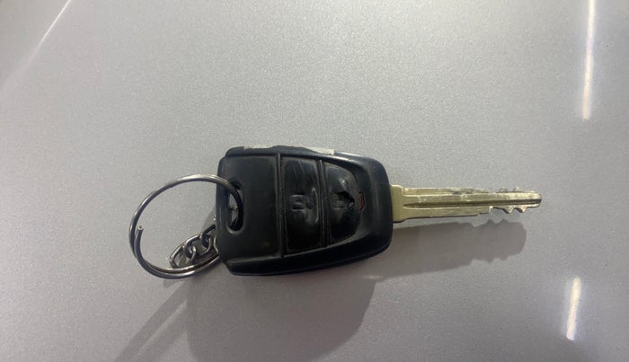 2017 Hyundai Grand i10 SPORTZ 1.2 KAPPA VTVT, Petrol, Manual, 38,426 km, Key Close Up