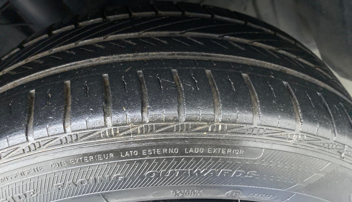 2018 Toyota YARIS G CVT, Petrol, Automatic, 18,059 km, Right Front Tyre Tread