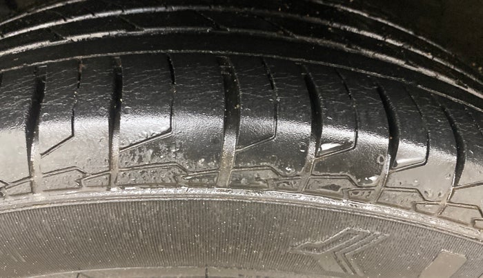 2022 KIA SELTOS HTX PLUS 1.5 DIESEL, Diesel, Manual, 33,709 km, Left Front Tyre Tread