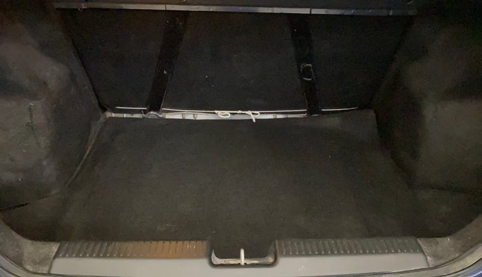 2017 Maruti Dzire VXI, Petrol, Manual, 79,014 km, Boot Inside