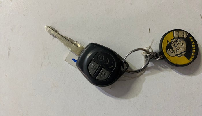 2017 Maruti Dzire VXI, Petrol, Manual, 79,014 km, Key Close Up