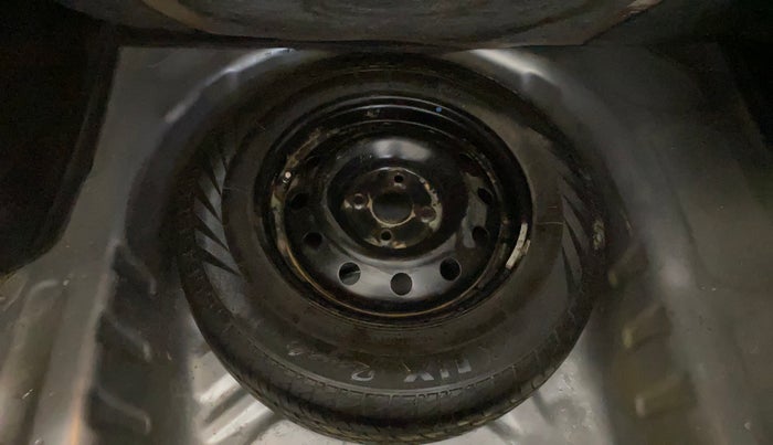 2017 Maruti Dzire VXI, Petrol, Manual, 79,014 km, Spare Tyre