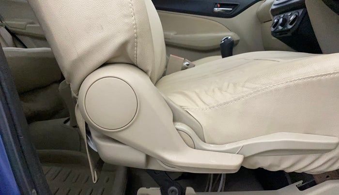 2017 Maruti Dzire VXI, Petrol, Manual, 79,014 km, Driver Side Adjustment Panel