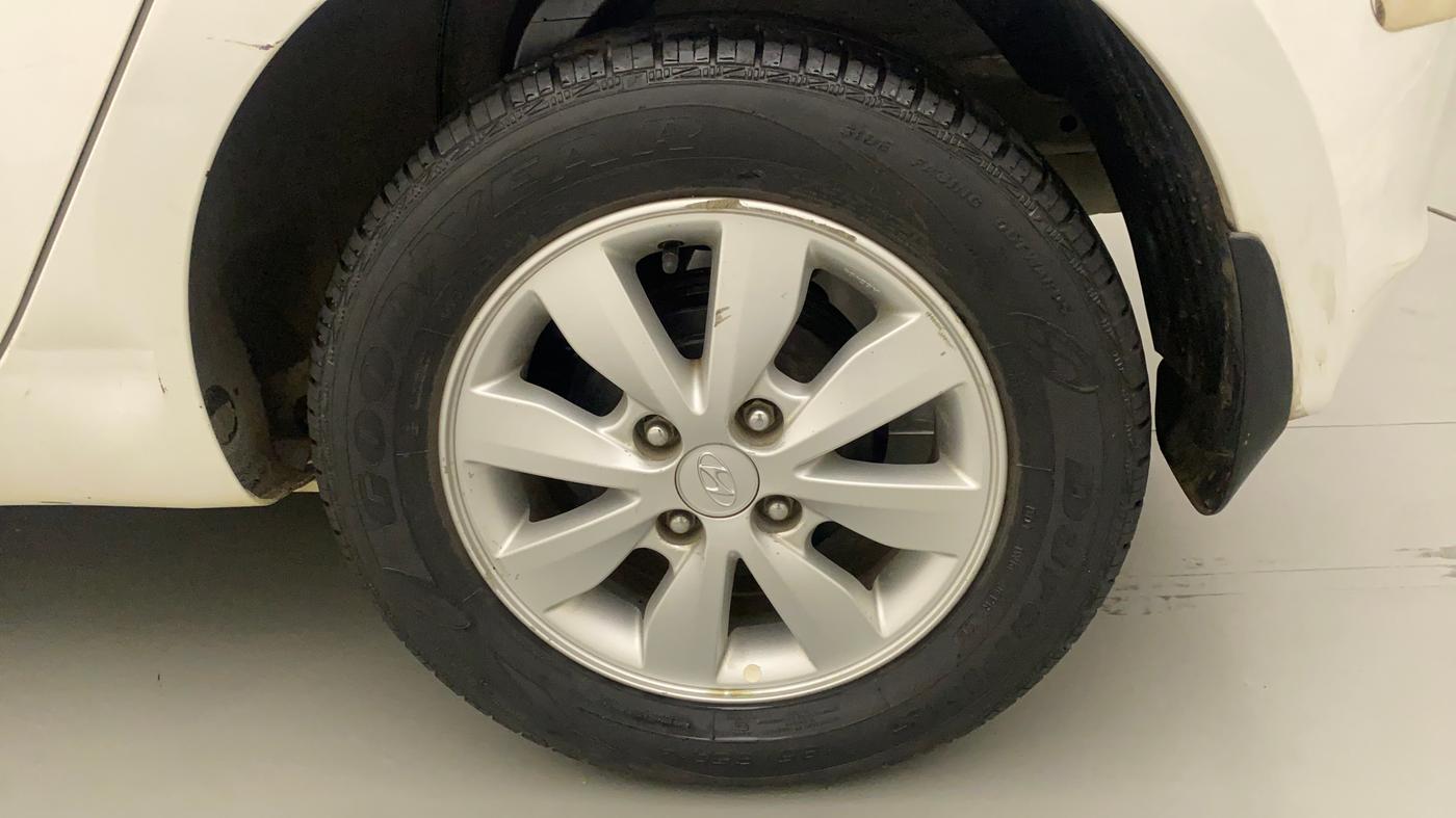 2014 Hyundai i20 SPORTZ 1.2, Petrol, Manual, 12,345 km, Left Rear Wheel