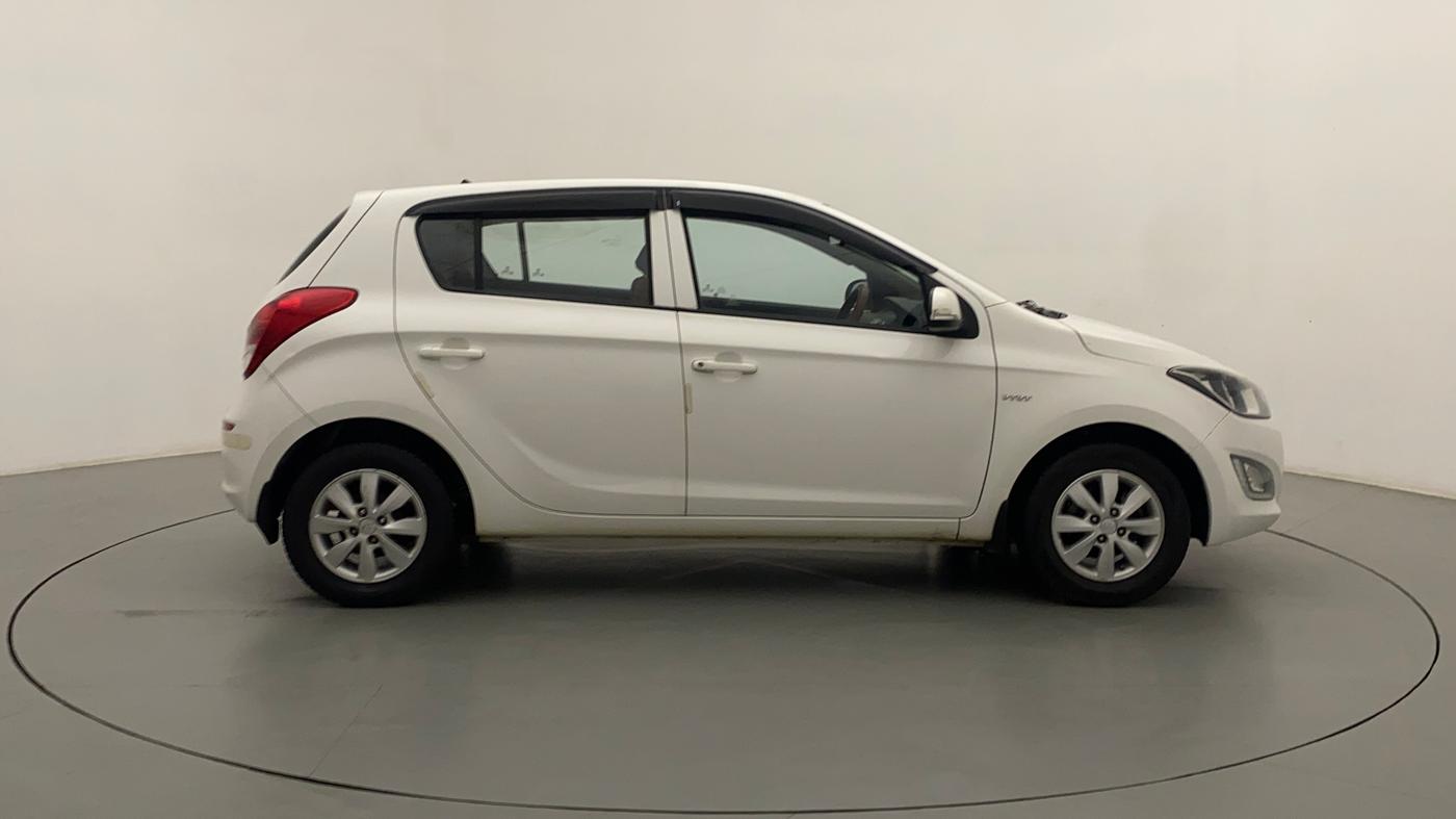 2014 Hyundai i20 SPORTZ 1.2, Petrol, Manual, 12,345 km, Right Side