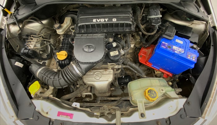 2017 Tata Tiago XZA PETROL, Petrol, Automatic, 82,422 km, Open Bonet