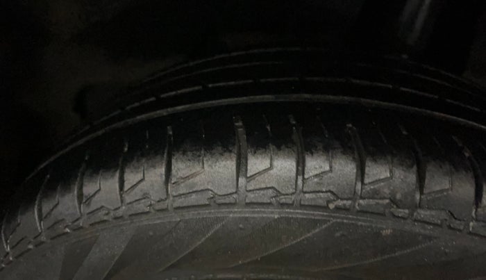 2019 Maruti Baleno ZETA PETROL 1.2, CNG, Manual, 75,001 km, Left Rear Tyre Tread