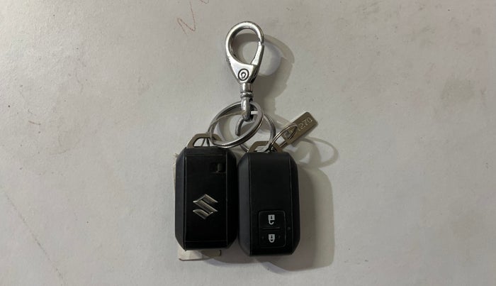 2019 Maruti Baleno ZETA PETROL 1.2, CNG, Manual, 75,001 km, Key Close Up