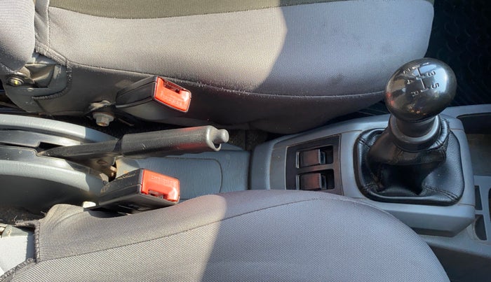 2016 Maruti Alto 800 LXI, Petrol, Manual, 1,28,317 km, Gear Lever