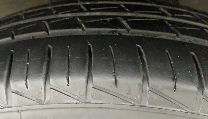 2022 Maruti Alto LXI OPT CNG, CNG, Manual, 18,761 km, Left Rear Tyre Tread