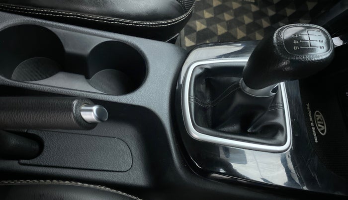 2019 KIA SELTOS HTK PLUS 1.5 DIESEL, Diesel, Manual, 57,105 km, Gear Lever