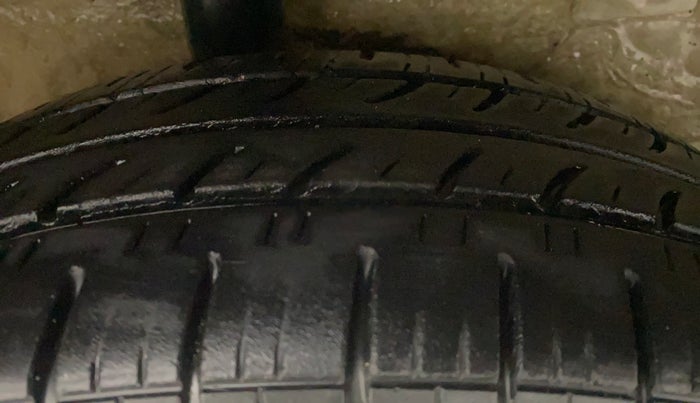 2014 Maruti Celerio VXI AMT, Petrol, Automatic, 48,925 km, Right Rear Tyre Tread