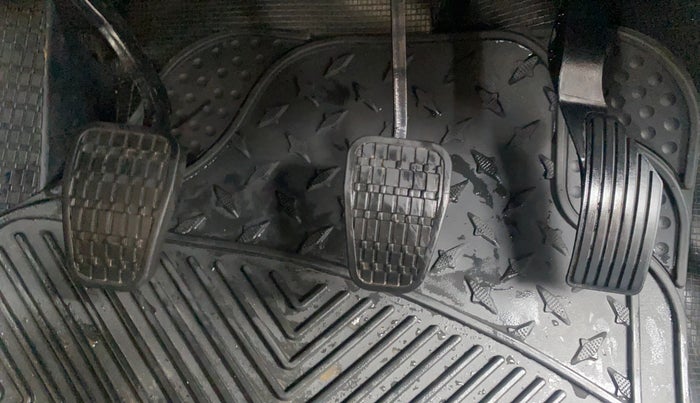 2022 Tata PUNCH ACCOMPLISHED MT, Petrol, Manual, 50,096 km, Pedals