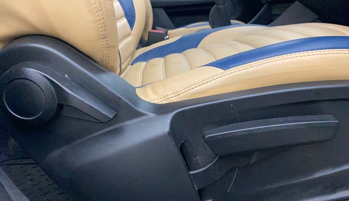 2022 Tata PUNCH ACCOMPLISHED MT, Petrol, Manual, 50,096 km, Driver Side Adjustment Panel