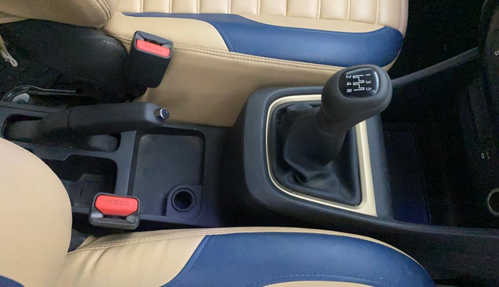 2022 Tata PUNCH ACCOMPLISHED MT, Petrol, Manual, 50,096 km, Gear Lever