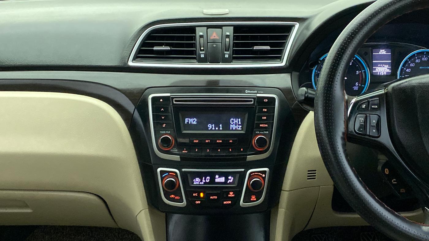 2017 Maruti Ciaz VDI+ SHVS, Diesel, Manual, 1,29,426 km, Air Conditioner