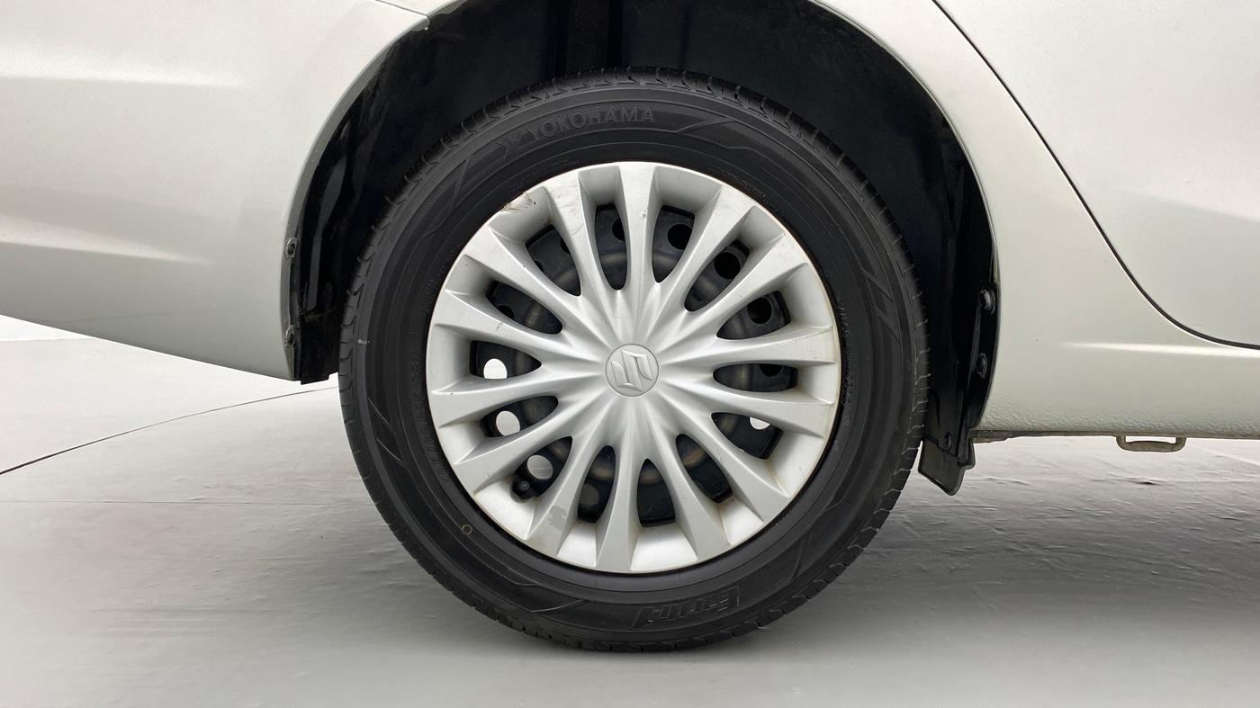 2017 Maruti Ciaz VDI+ SHVS, Diesel, Manual, 1,29,426 km, Right Rear Wheel