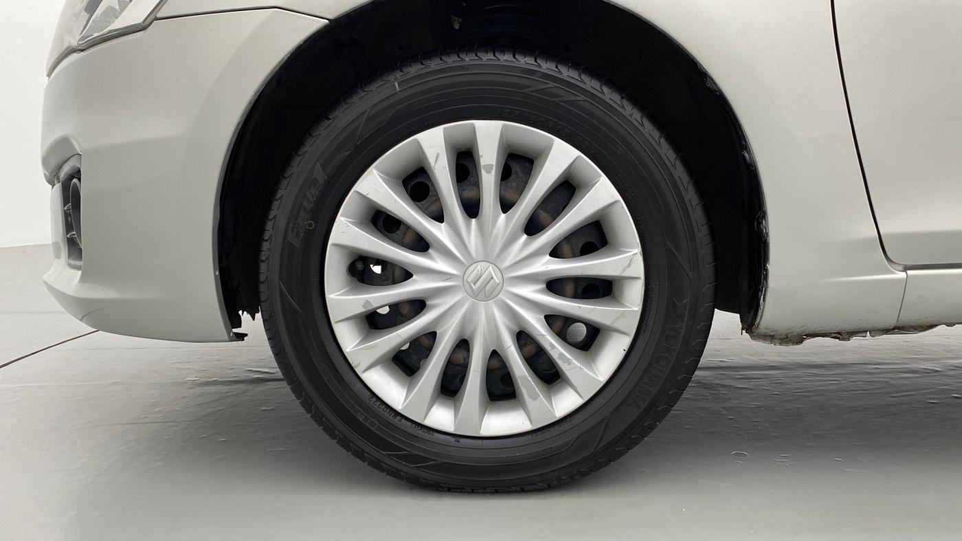 2017 Maruti Ciaz VDI+ SHVS, Diesel, Manual, 1,29,426 km, Left Front Wheel