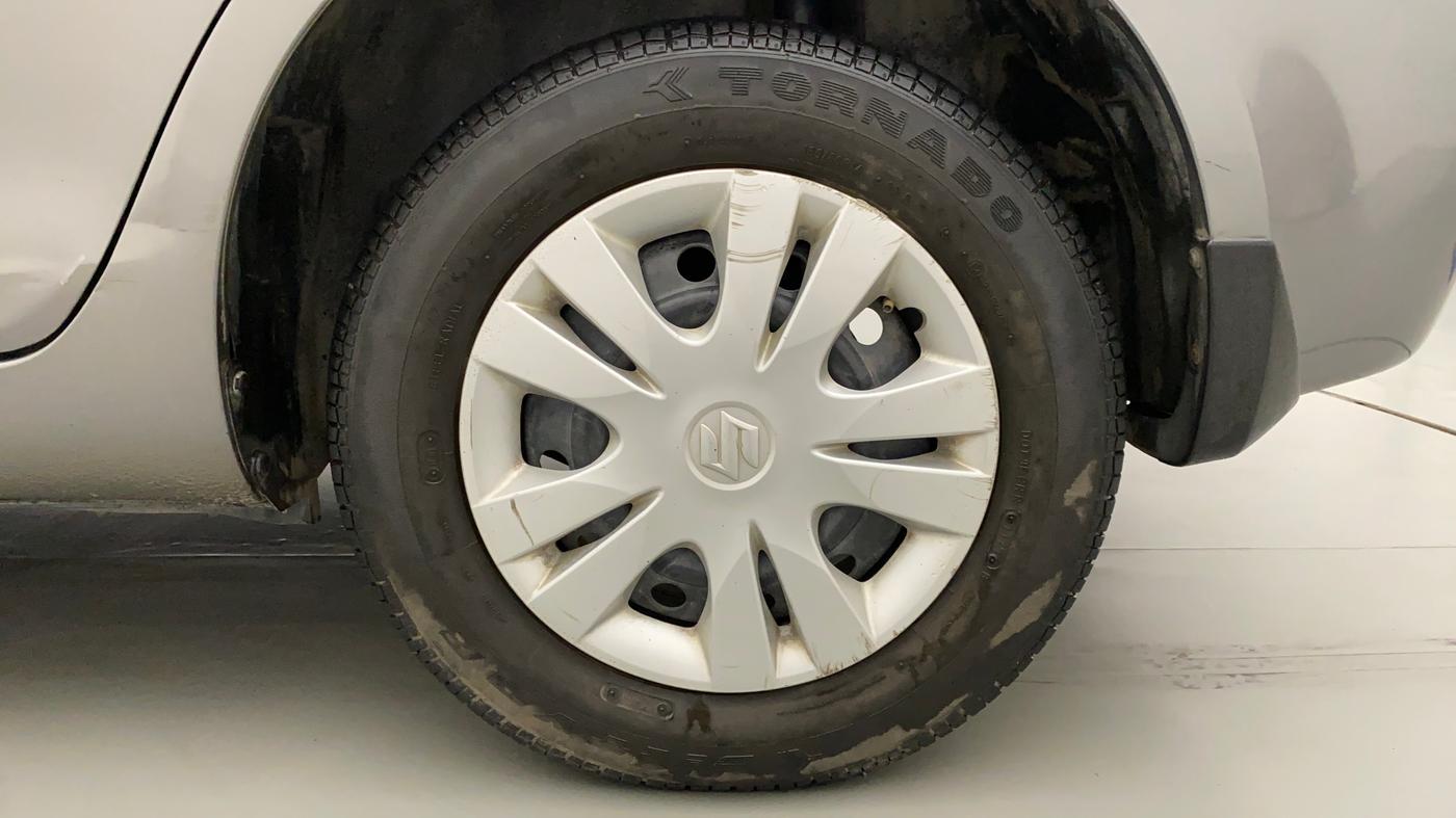 2013 Maruti Swift Dzire VXI, Petrol, Manual, 44,997 km, Left Rear Wheel