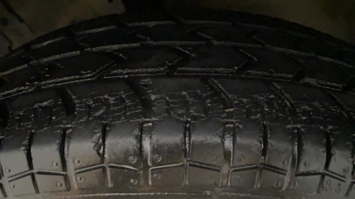 2013 Maruti Swift Dzire VXI, Petrol, Manual, 44,997 km, Right Rear Tyre Tread