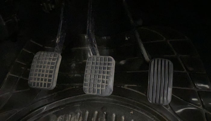 2016 Tata Tiago XT PETROL, Petrol, Manual, 67,045 km, Pedals