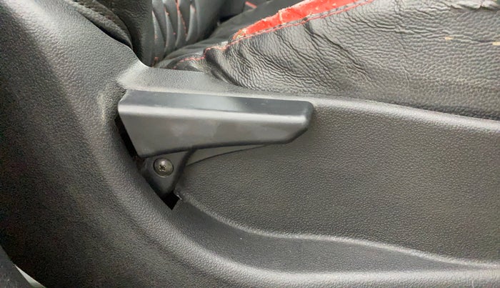 2016 Tata Tiago XT PETROL, Petrol, Manual, 67,045 km, Driver Side Adjustment Panel