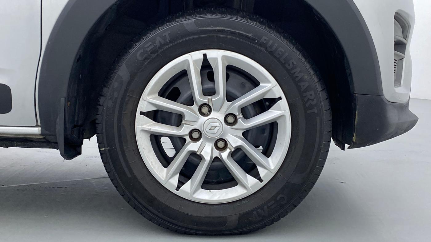 2019 Renault TRIBER 1.0 RXL PETROL, Petrol, Manual, 4,277 km, Right Front Wheel