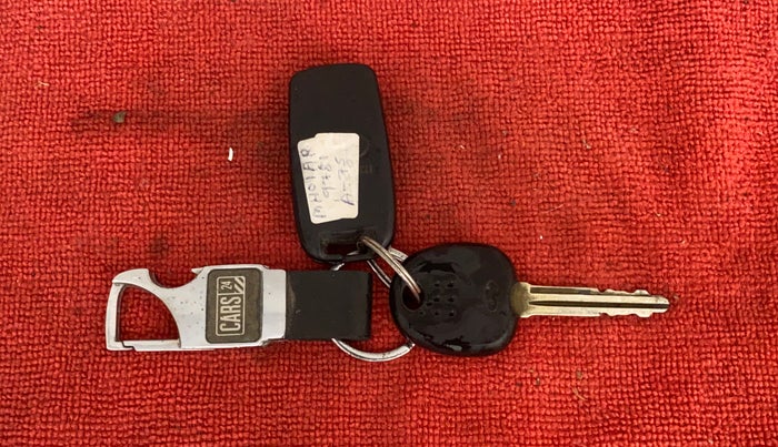 2010 Hyundai i10 SPORTZ 1.2, Petrol, Manual, 61,316 km, Key Close Up