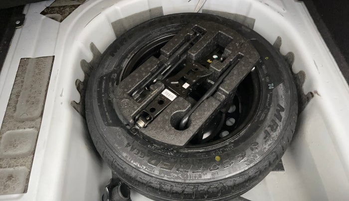 2023 Volkswagen VIRTUS TOPLINE TSI 1.0 AT, Petrol, Automatic, 45,563 km, Spare Tyre