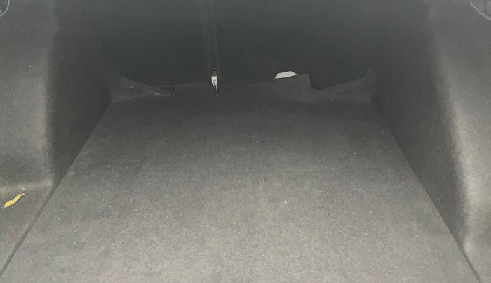 2023 Volkswagen VIRTUS TOPLINE TSI 1.0 AT, Petrol, Automatic, 45,563 km, Boot Inside