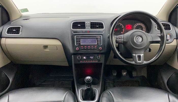 2013 Volkswagen Polo HIGHLINE1.2L, Petrol, Manual, 72,391 km, Dashboard