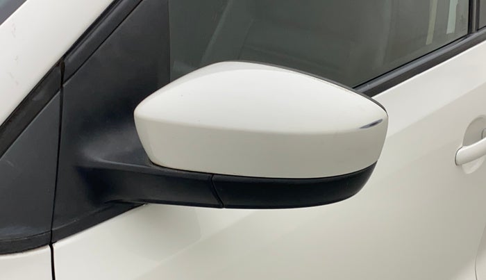 2013 Volkswagen Polo HIGHLINE1.2L, Petrol, Manual, 72,391 km, Left rear-view mirror - Minor scratches