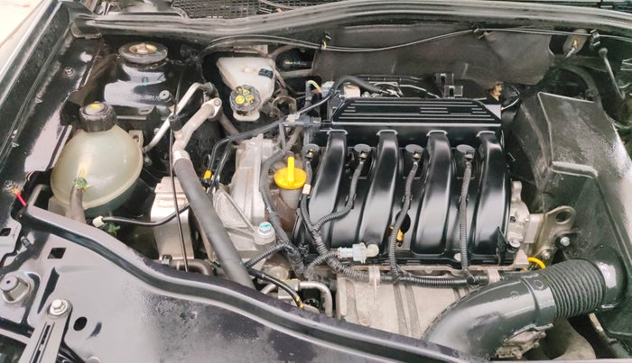 2017 Renault Duster RXL PETROL, Petrol, Manual, 51,961 km, Engine View - Right