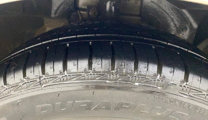 2019 Ford New Figo TITANIUM 1.2 PETROL MT, Petrol, Manual, 40,396 km, Right Front Tyre Tread