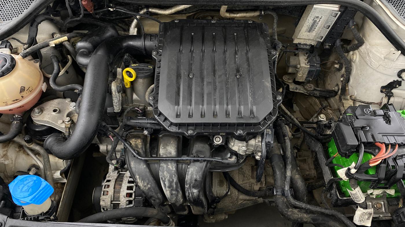 2019 Volkswagen Ameo TRENDLINE 1.0L, Petrol, Manual, 43,559 km, Engine View