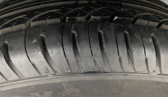 2019 Volkswagen Ameo TRENDLINE 1.0L, Petrol, Manual, 43,547 km, Right Rear Tyre Tread