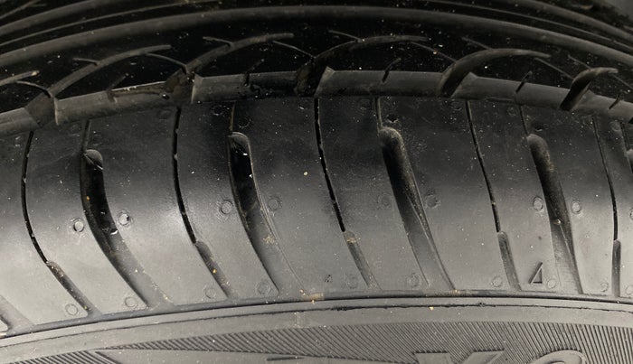 2019 Volkswagen Ameo TRENDLINE 1.0L, Petrol, Manual, 43,547 km, Left Rear Tyre Tread