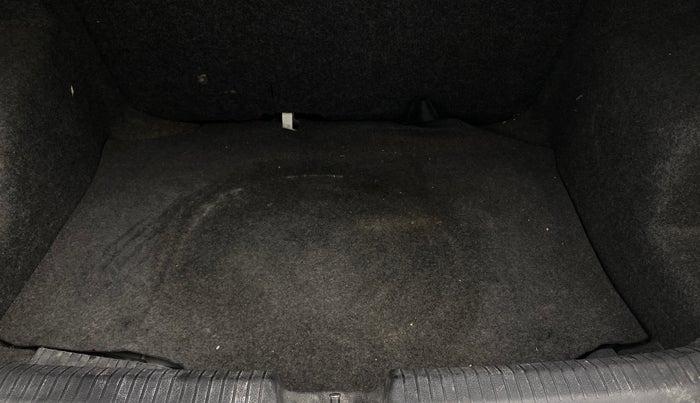 2019 Volkswagen Ameo TRENDLINE 1.0L, Petrol, Manual, 43,547 km, Boot Inside