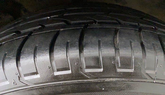 2017 Hyundai Creta 1.6 SX PLUS AUTO PETROL, Petrol, Automatic, 27,291 km, Left Rear Tyre Tread