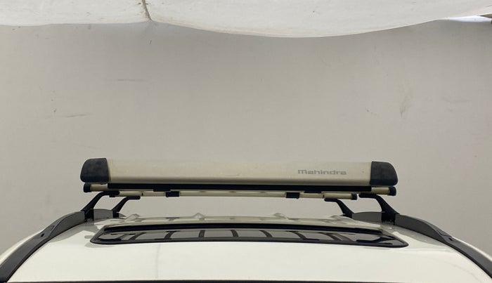 2017 Mahindra XUV500 W9 AT, Diesel, Automatic, 49,973 km, Moonroof/ Sunroof