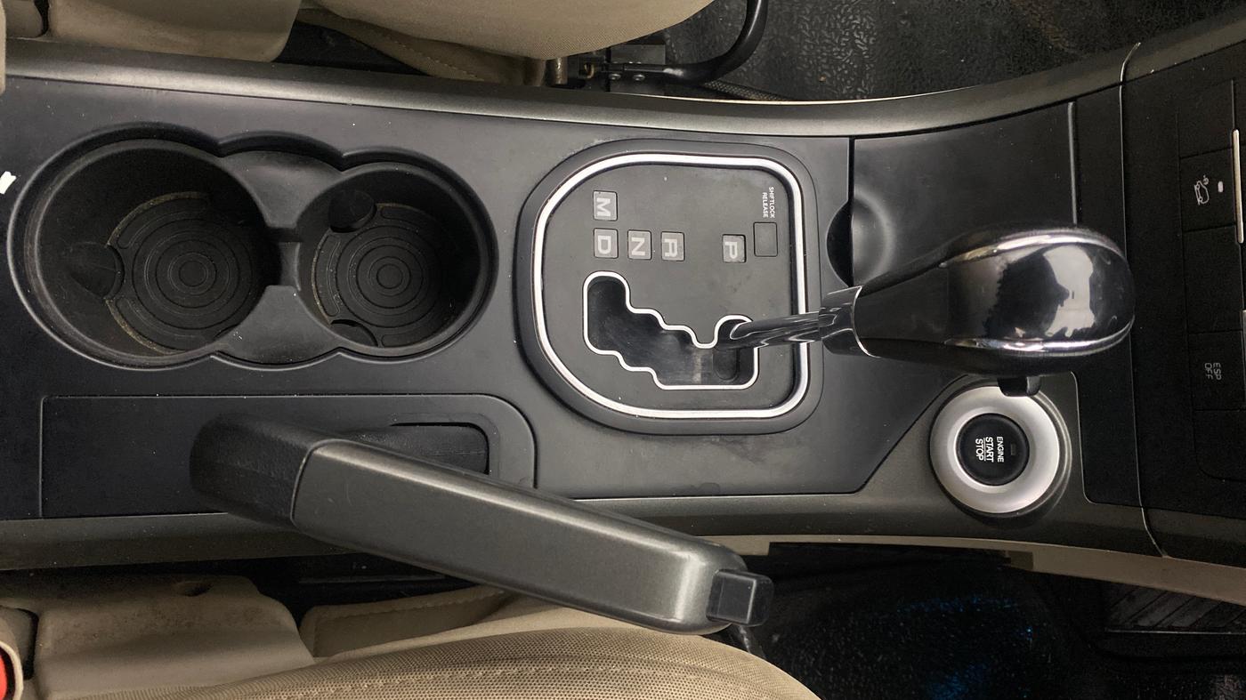2017 Mahindra XUV500 W9 AT, Diesel, Automatic, 50,232 km, Gear Lever
